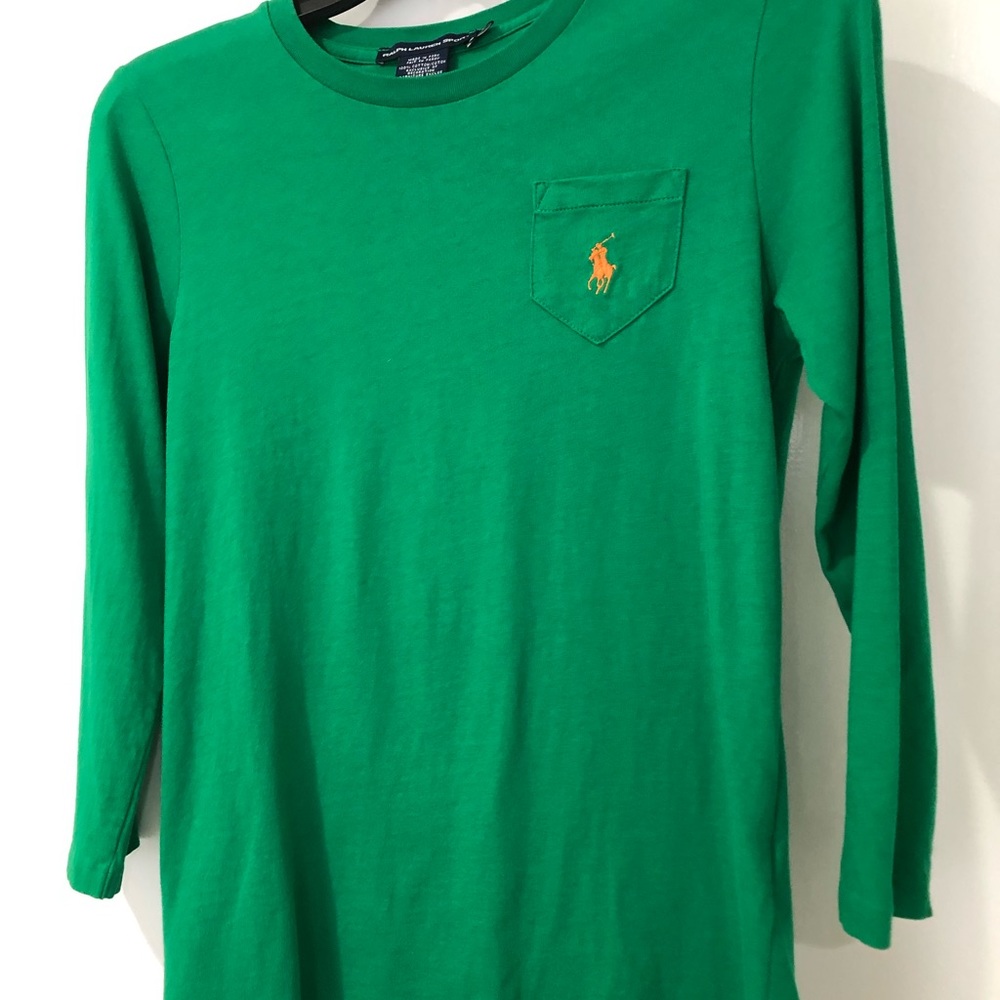 Long sleeved green pocket tee